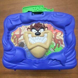 Vintage 1996 Taz Warner Brothers Looney Tunes lunch box thermos included